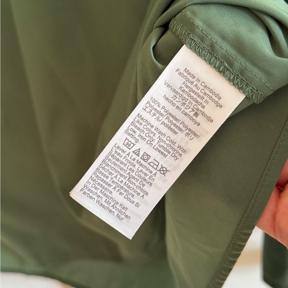 J. Crew Women's Sage Green Blouse - Picture 4 of 4